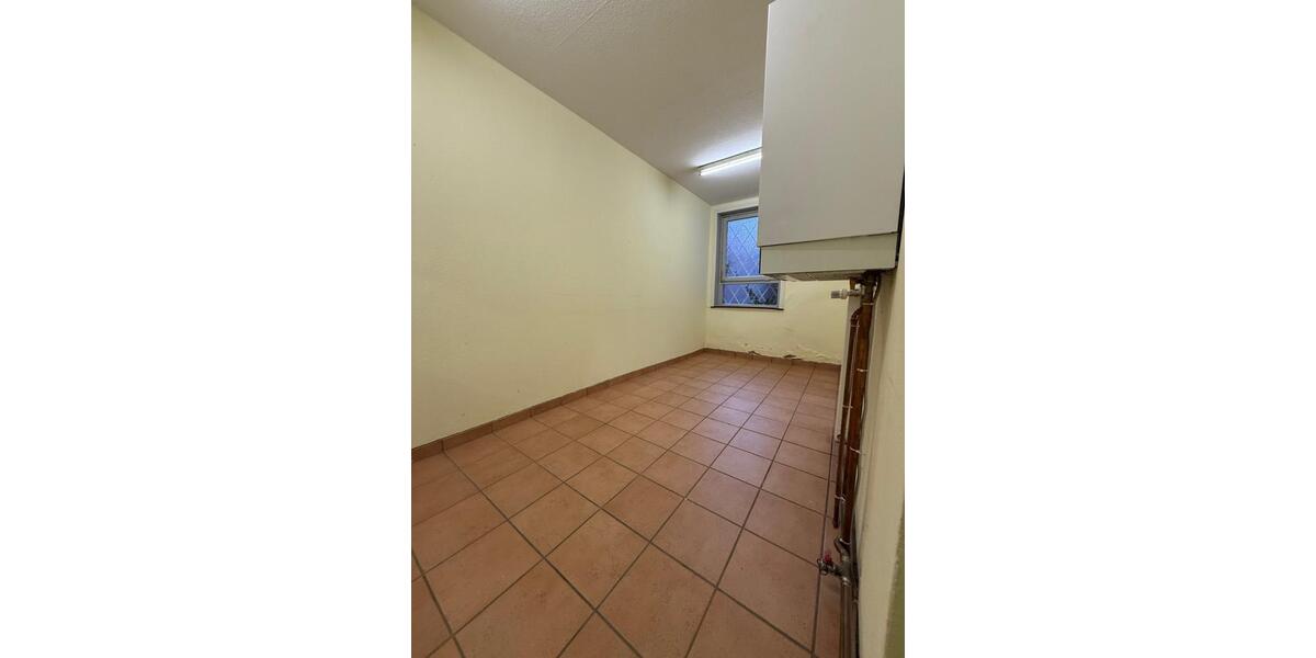 Lagerhalle Lagerfläche 140 m² in Göttingen zimmer