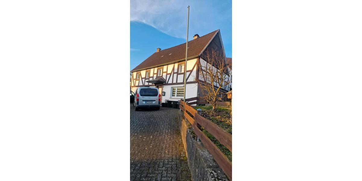 Einfamilienhaus Finnentrop - 6 Zimmer, 150 m&sup2;, 135.000&euro; | Angebot:26741786