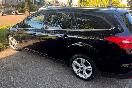 Ford Focus 210.000 km 6.100 &euro; Lörrach 79539