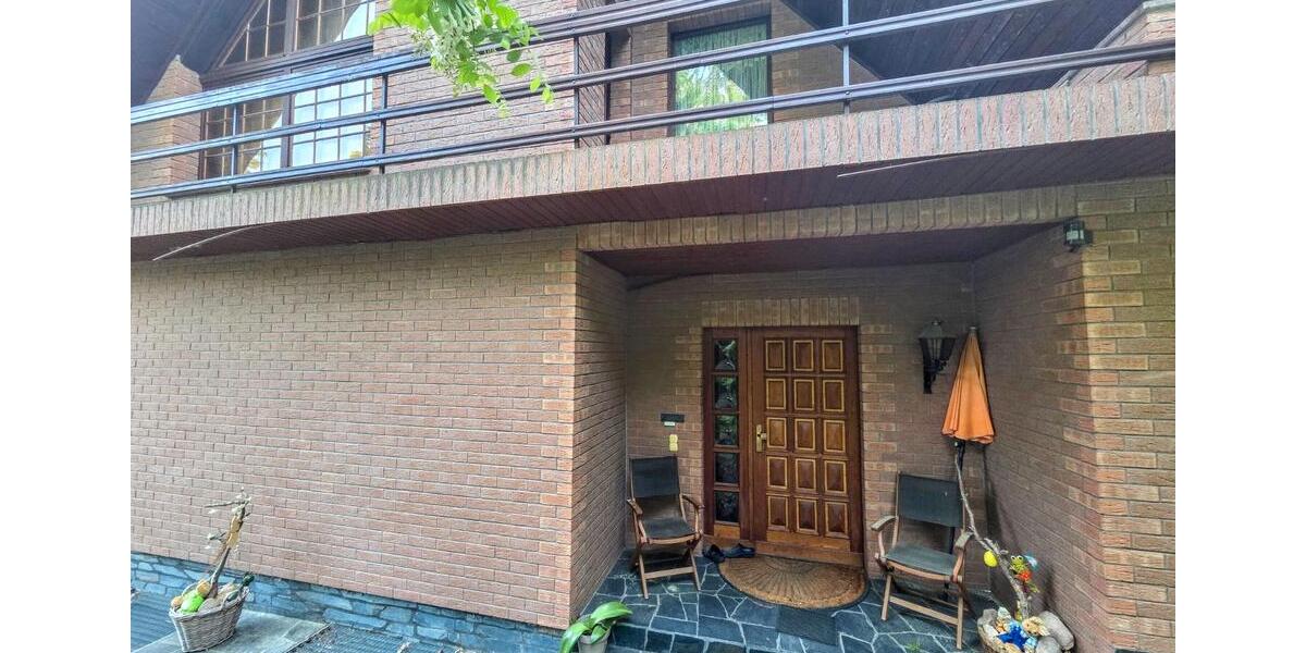 Einfamilienhaus Elsterwerda - 5 Zimmer, 200 m&sup2;, 198.000&euro; | Angebot:26934842