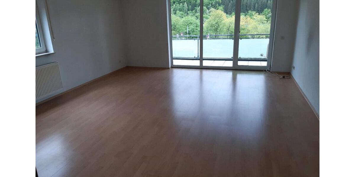 Erdgeschoßwohnung Winterberg - 3 Zimmer, 82 m&sup2;, 194.950&euro; | Angebot:25395837