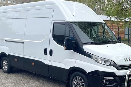 IVECO Andere 188.000 km 25.942 &euro; Berlin 12681