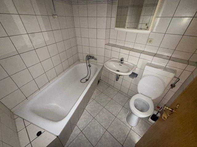 Etagenwohnung Gerstungen - 4 Zimmer, 97 m&sup2;, 645&euro; | Angebot:25664054