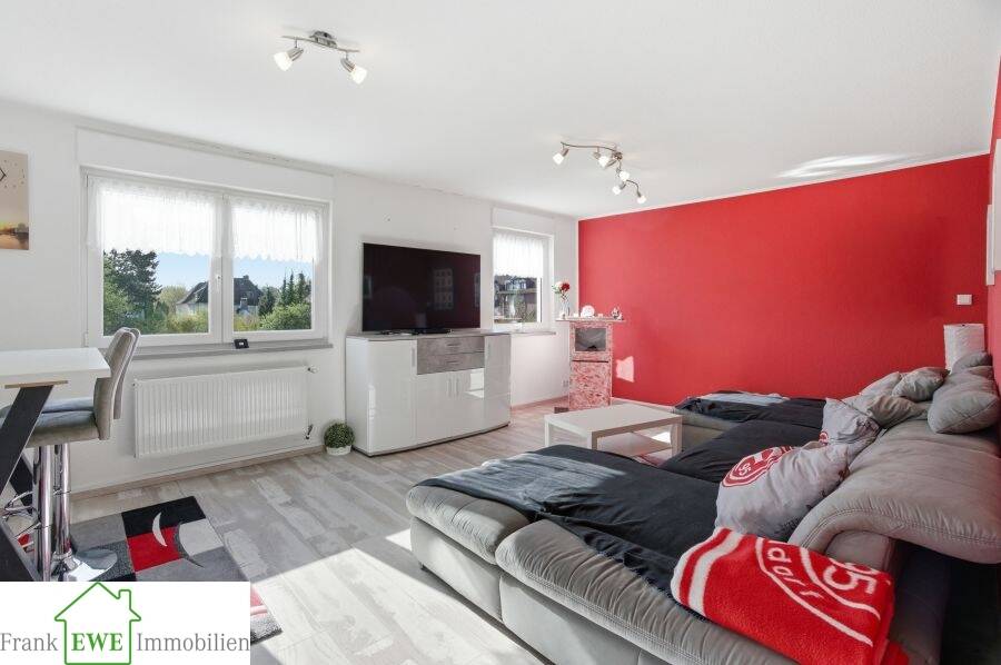 Mehrfamilienhaus, Wohnhaus Düsseldorf Hassels Hassels - 8 Zimmer, 230 m&sup2;, 759.000&euro; | Angebot:26363078