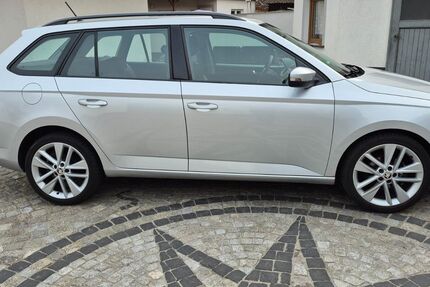 Skoda Fabia 166.300 km 6.699 &euro; Cottbus 03044