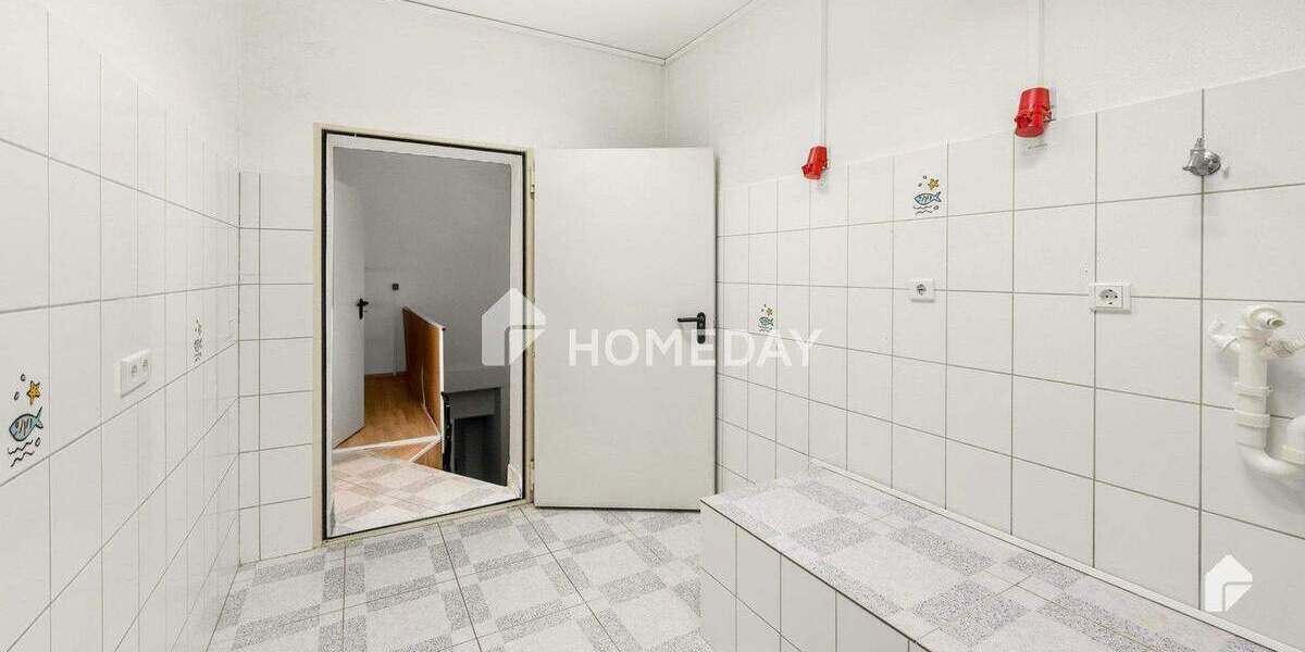 Etagenwohnung Wetter (Ruhr) Alt-Wetter - 6 Zimmer, 228 m&sup2;, 198.000&euro; | Angebot:24544939