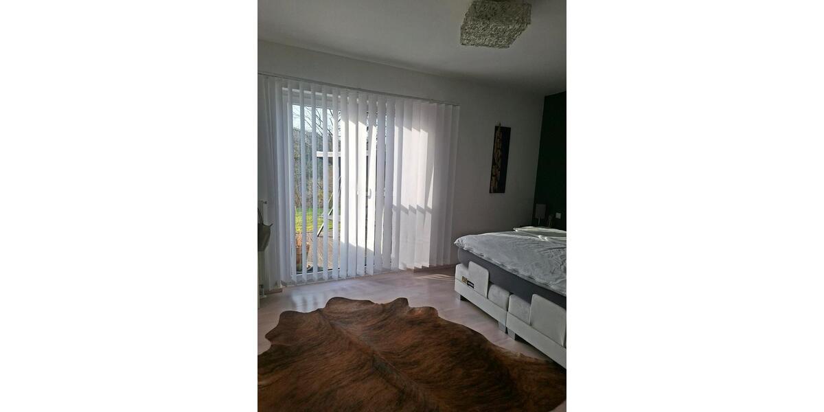 Bungalow Erbach - 3 Zimmer, 110 m&sup2;, 1.400&euro; | Angebot:25977485