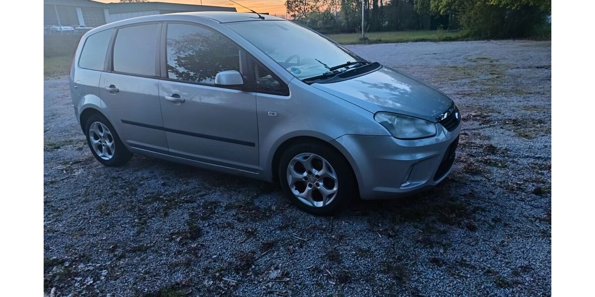 Ford Focus 225.730 km 1.599 &euro; Adorf 08262