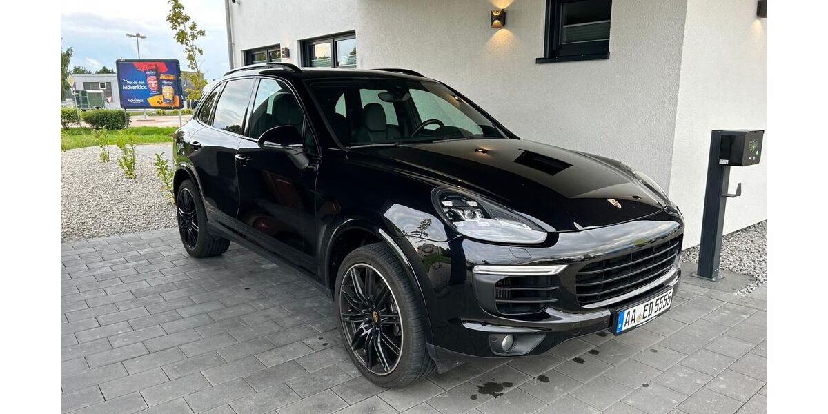 Porsche Cayenne 181.811 km 30.000 &euro; ELLWANGEN 73479