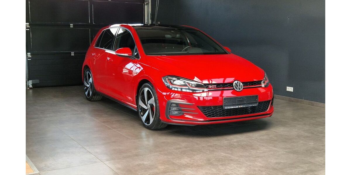 VW Golf 107.000 km 19.899 &euro; Gäufelden 71126