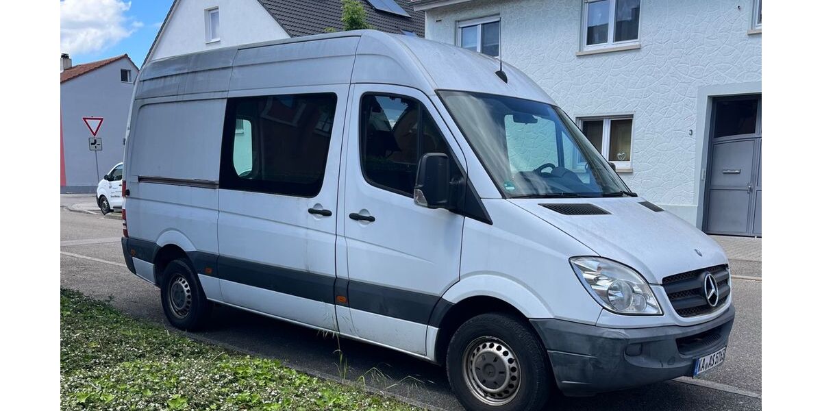 Mercedes-Benz Sprinter 142.000 km 10.990 &euro; Philippsburg 76661