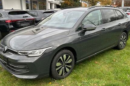 VW Golf 8.763 km 27.850 € Düsseldorf 40472