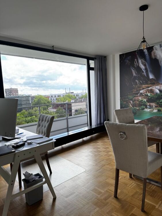 Provisionsfrei* Stilvolle 4-Zimmer Eigentumswohnung mit dem Blick über die Dächer von Düsseldorf-Golzheim