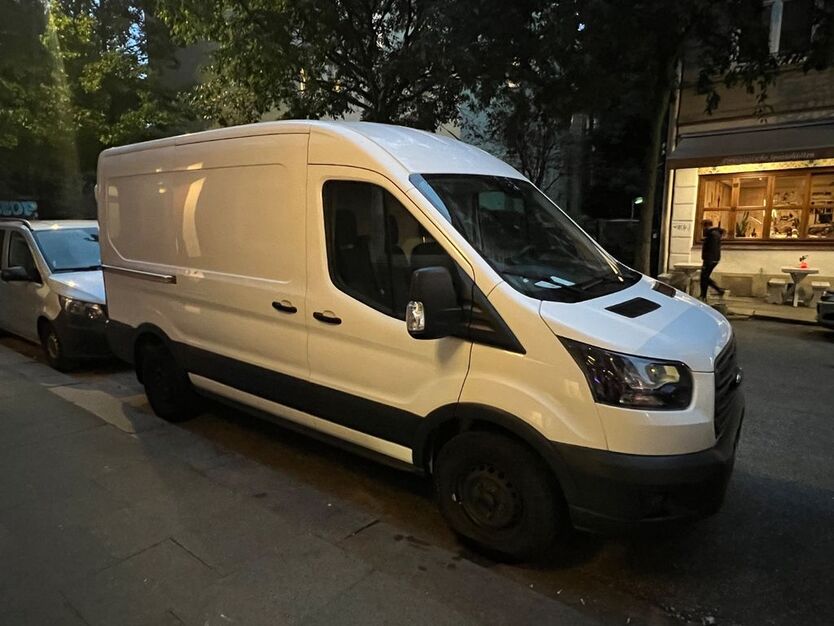 Ford Transit 130.000 km 11.750 € Hamburg 20459