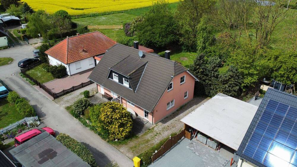 Gemütliches Zuhause an der Ostsee mit Terrasse, Kamin und voll möbliert 4 zimmer