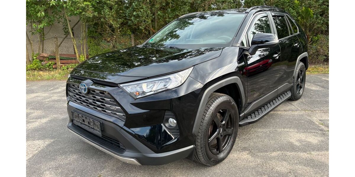 Toyota RAV 4 114.000 km 22.450 &euro; Eberswalde OT Finow 16227