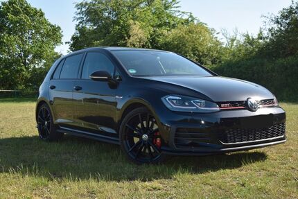 VW Golf 86.500 km 22.500 &euro; Gnarrenburg 27442