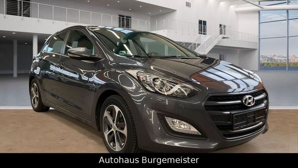 i30