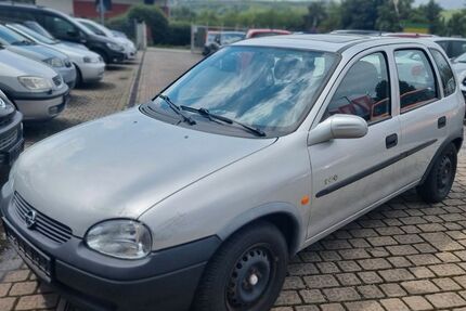 Opel Corsa 57.000 km 1.600 &euro; Randersacker 97236