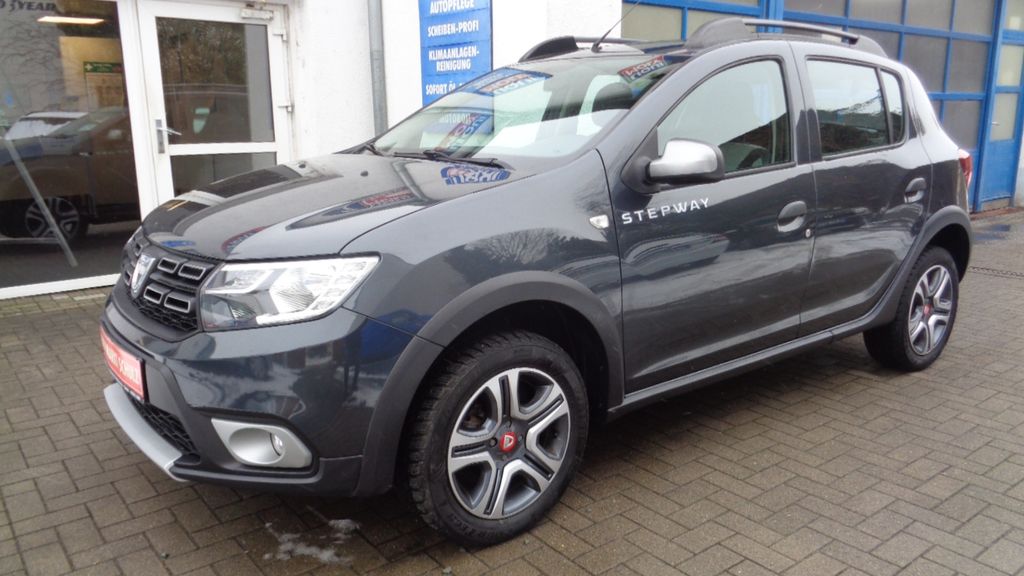 Dacia Sandero 69.970 km 9.350 &euro; Aschersleben 06449