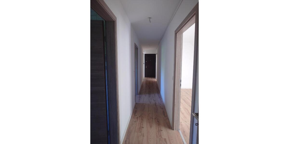 Etagenwohnung Werdohl - 4.5 Zimmer, 108 m&sup2;, 790&euro; | Angebot:25613547