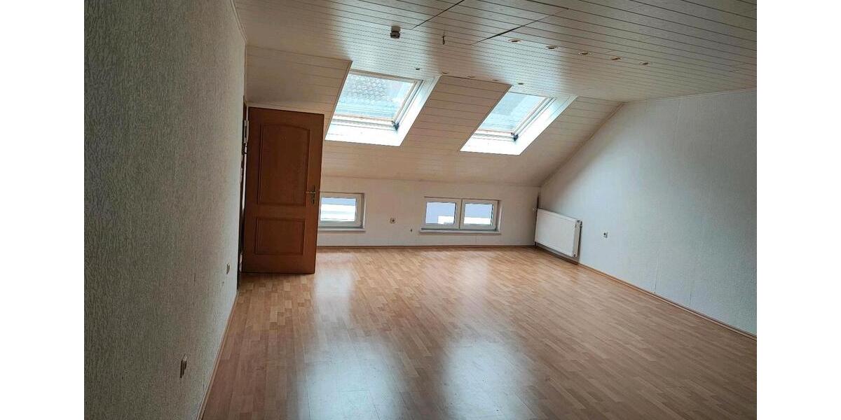 Reihenhaus Dudeldorf - 5 Zimmer, 185 m&sup2;, 173.000&euro; | Angebot:26675895