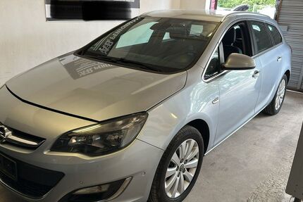 Opel Astra 186.000 km 2.900 € München 81249