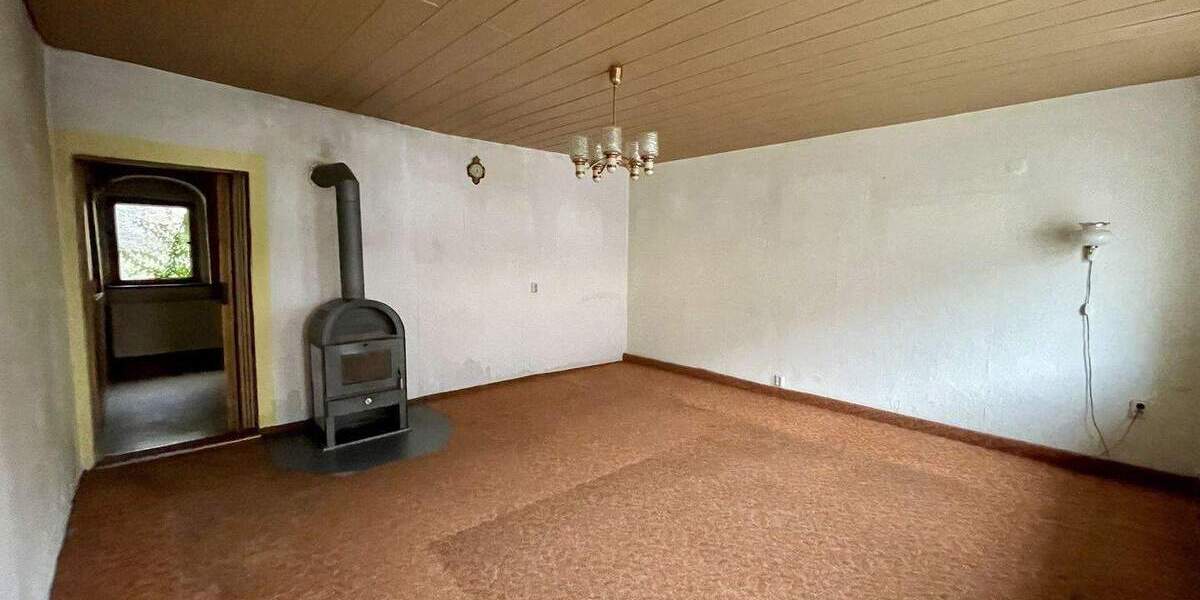 Einfamilienhaus Glashütte - 8 Zimmer, 120 m&sup2;, 80.000&euro; | Angebot:25704907