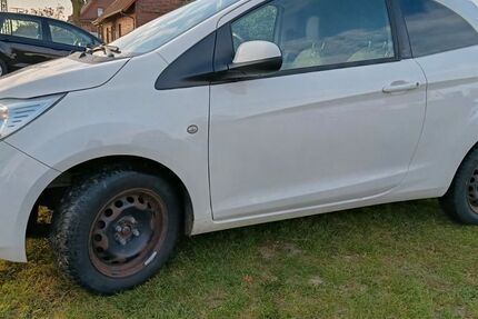 Ford Ka/Ka+ 106.000 km 3.900 &euro; Goldberg OT Medow 19399