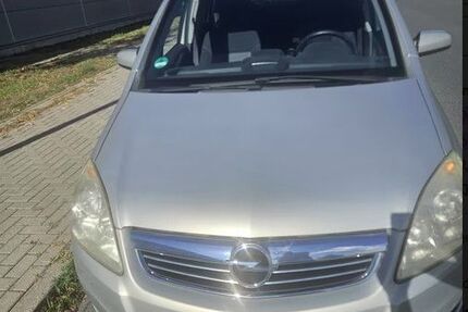 Opel Zafira 157.000 km 1.900 &euro; Kelsterbach 65451
