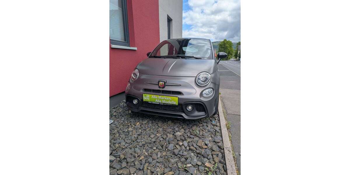 Abarth 500 60.000 km 18.860 &euro; Tann 36142