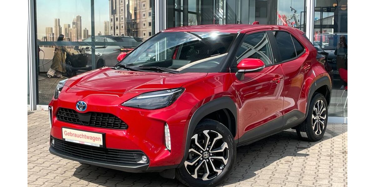 Toyota Yaris Cross 51.193 km 22.790 &euro; Augsburg-Göggingen 86199