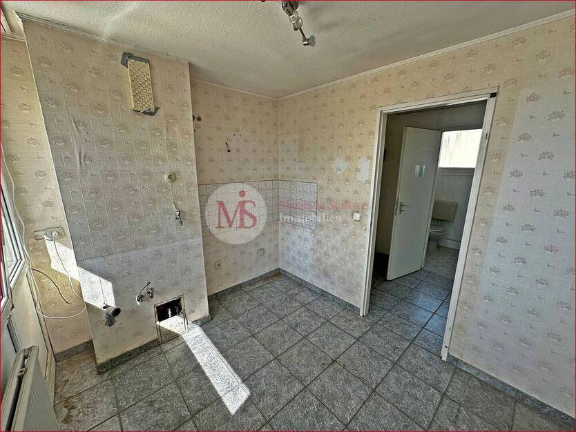 Gemütliches Apartment mit Sonnenbalkon in Neuss-Allerheigen!