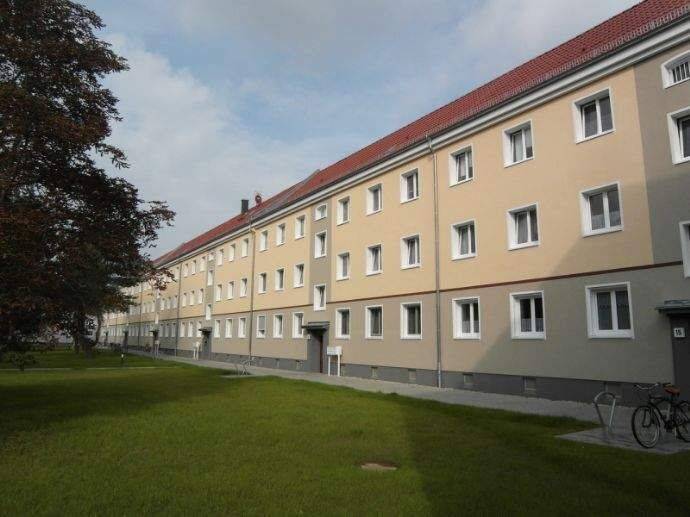 Etagenwohnung Dessau-Roßlau Süd - 3 Zimmer, 88 m&sup2;, 662&euro; | Angebot:26819840