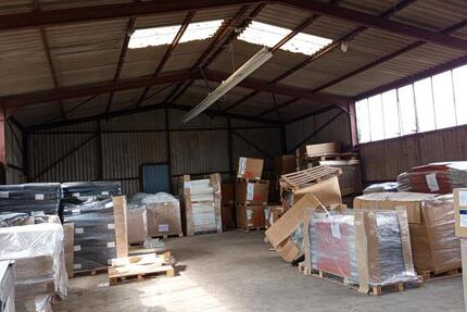 Halle als Lager oder ? zimmer