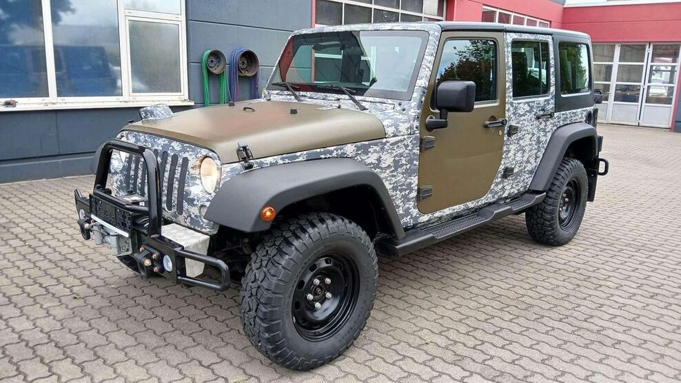 Jeep Wrangler 16.000 km 32.990 € Lucka 04613