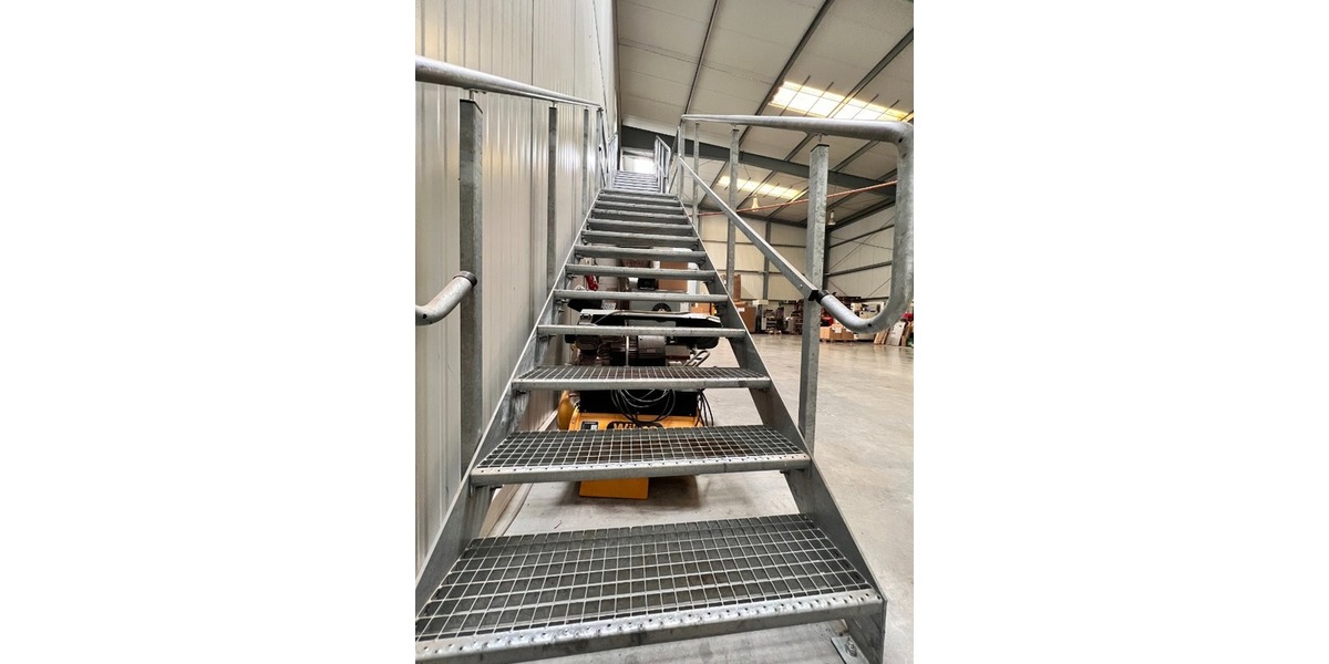 Flexible Gewerbeeinheit mit Hochregallager, Büro & Produktion – zentral in Hohenfels - Gewerbeobjekt Hohenfels | Angebot:20494303