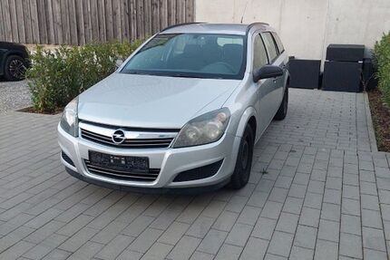 Opel Astra 267.000 km 899 € Dinkelscherben 86424