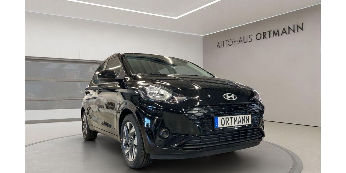 Hyundai i10 2.500 km 18.990 &euro; Wissen 57537