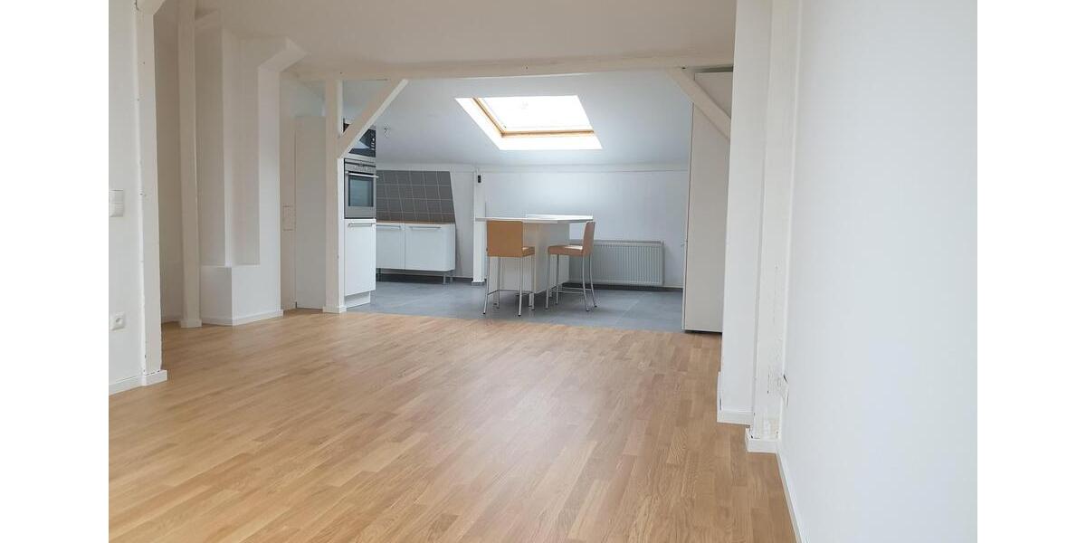 Dachgeschoßwohnung Frankfurt am Main Unterliederbach - 3.5 Zimmer, 74 m&sup2;, 1.240&euro; | Angebot:26611209
