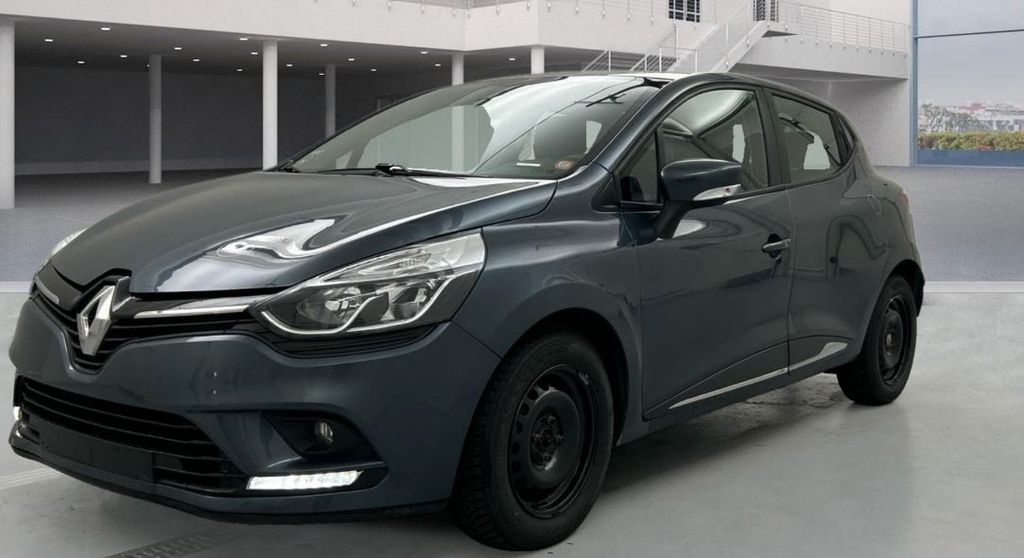 Renault Clio 98.029 km 10.890 &euro; Rostock 18059