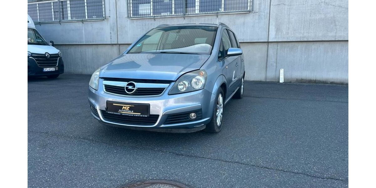 Opel Zafira 208.000 km 1.499 &euro; Groß Gerau 64521