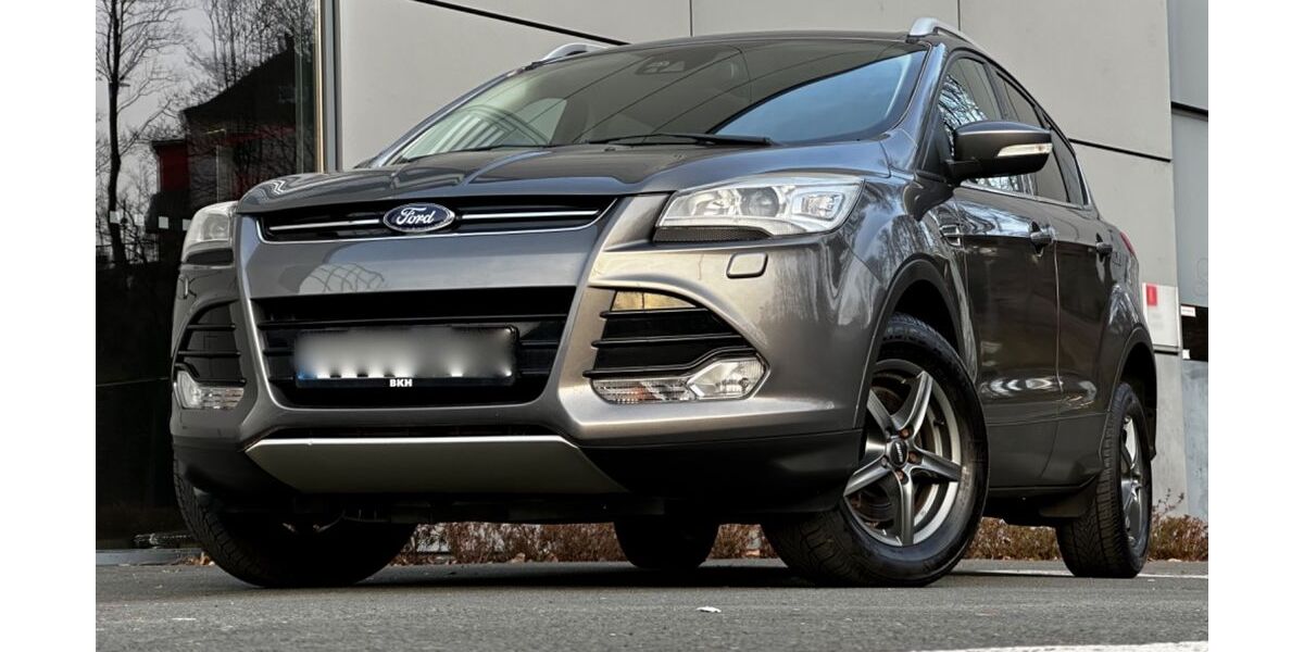 Ford Kuga 135.000 km 10.901 € Siegen 57072