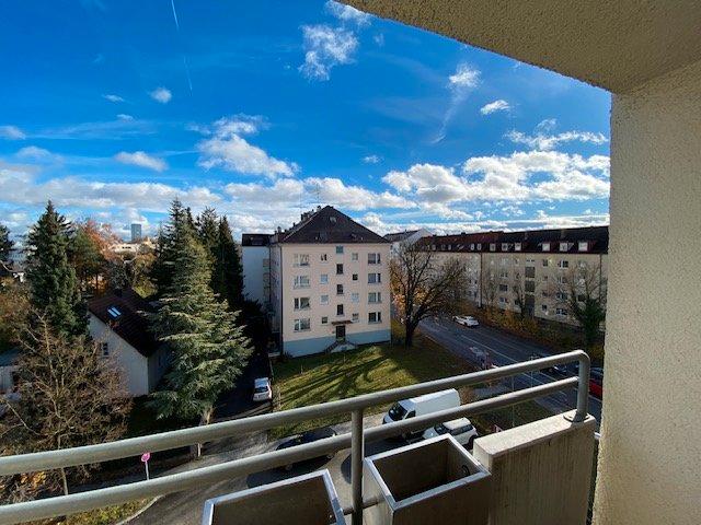 Dachgeschoßwohnung München Moosach - 2 Zimmer, 59 m&sup2;, 435.000&euro; | Angebot:26124078