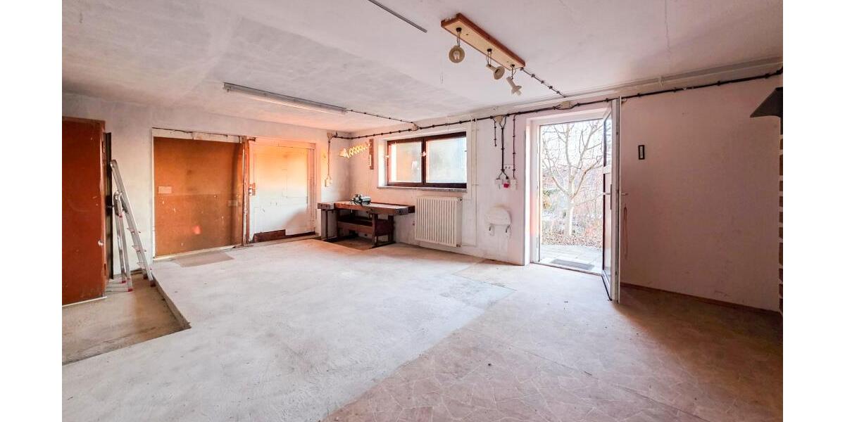 Einfamilienhaus in ruhiger Stadtrandlage von Gera – solides Haus mit Potenzial! *Provisionsfrei! - Einfamilienhaus Gera Leumnitz | Angebot:26376586
