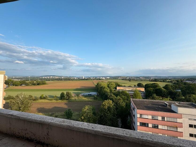 Exklusive 3-Zimmer-Wohnung mit Panoramablick in Kornwestheim
