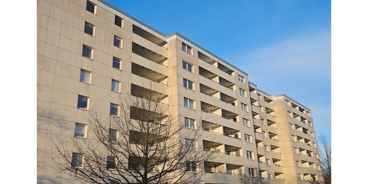 Helle 2-Zimmer-Wohnung mit Loggia 2 zimmer