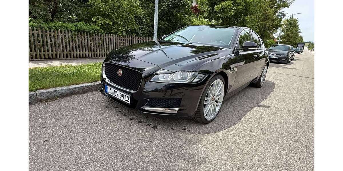 Jaguar XF 71.061 km 25.000 &euro; Essenbach, M 84051