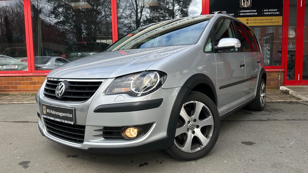 VW Touran 105.594 km 5.250 &euro; Oberkotzau 95145