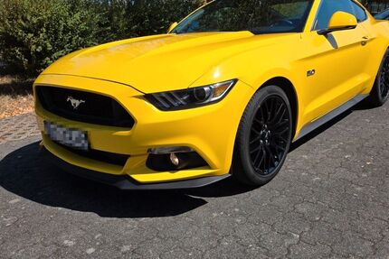 Ford Mustang 36.000 km 36.900 &euro; Rheinberg 47495